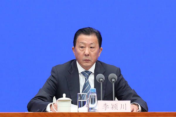 亚洲国产第一页